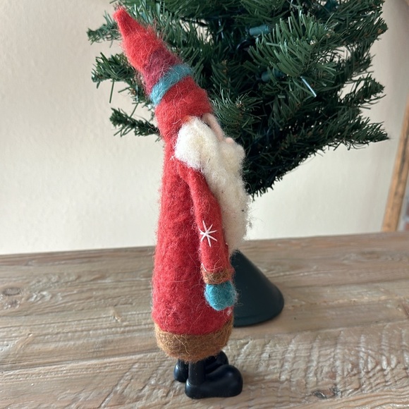 Wool Felt Santa w/Red Hat - Picture 6 of 13